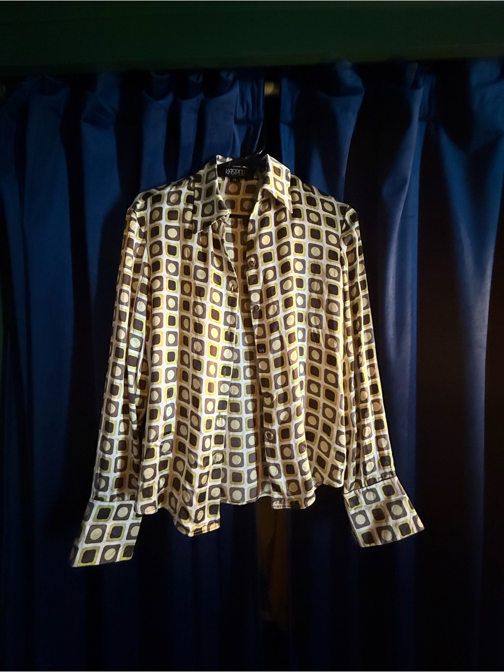 100% silk Kasper Geometric Print Button-Up – Green